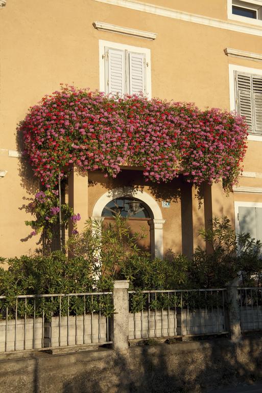 Apartment Sea Garden Ičići Dış mekan fotoğraf