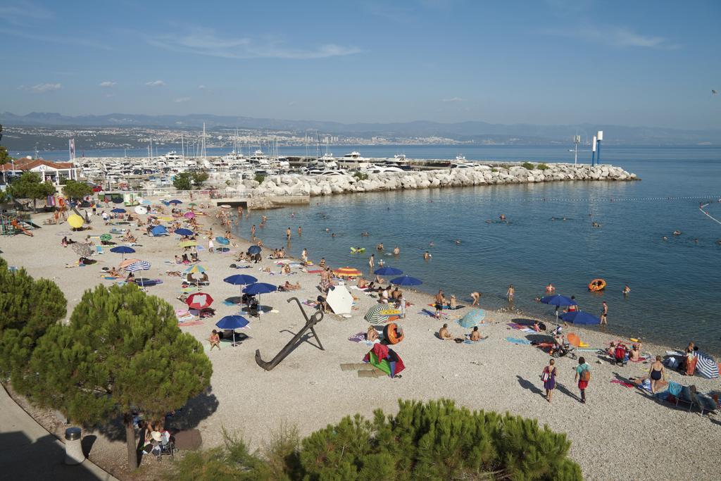 Apartment Sea Garden Ičići Dış mekan fotoğraf